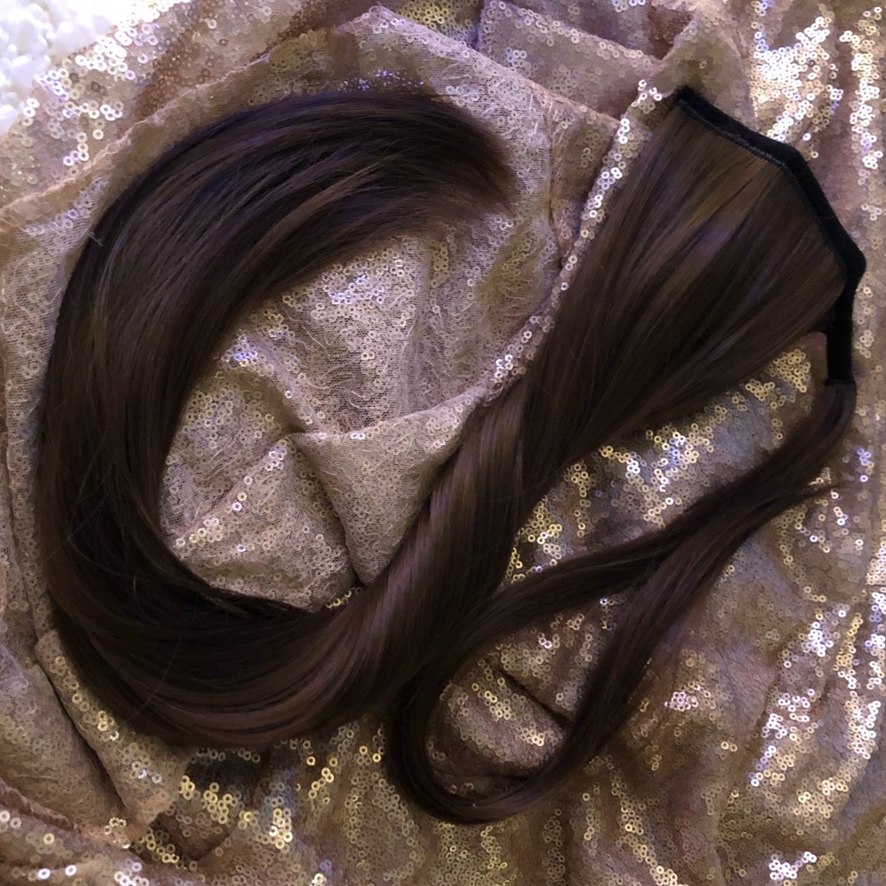 BELLAMI Wrap Pony 24” Chocolate Brown
